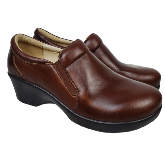 Alegria Shoes - Alegria Eryn Chestnut Luster 40 $130